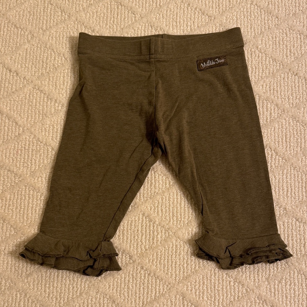 Matilda Jane Kids Ruffle Hem Capri Leggings in Olive